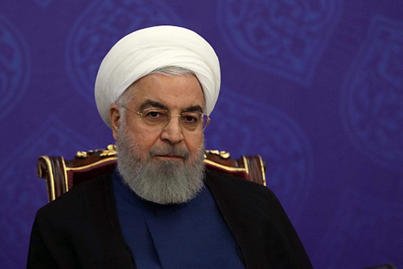Ruhani: Düşmanların zorbalıklarına asla teslim olmayacağız